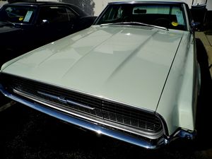 1967 Ford Thunderbird