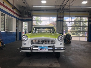 Nash Metropolitan