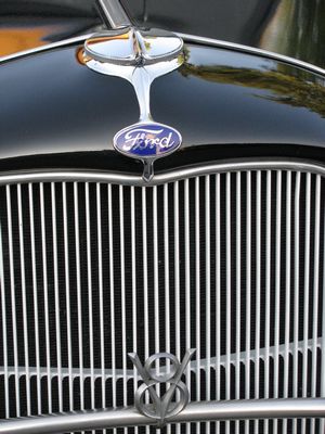 1932 Ford Model 18
