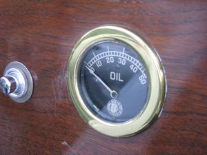 National Gauge and Equipment Co. Oil Pressure Gauge