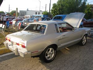 Ford Mustang II Ghia