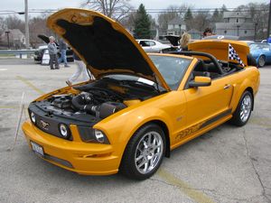 2007 Grabber Orange Ford Mustang