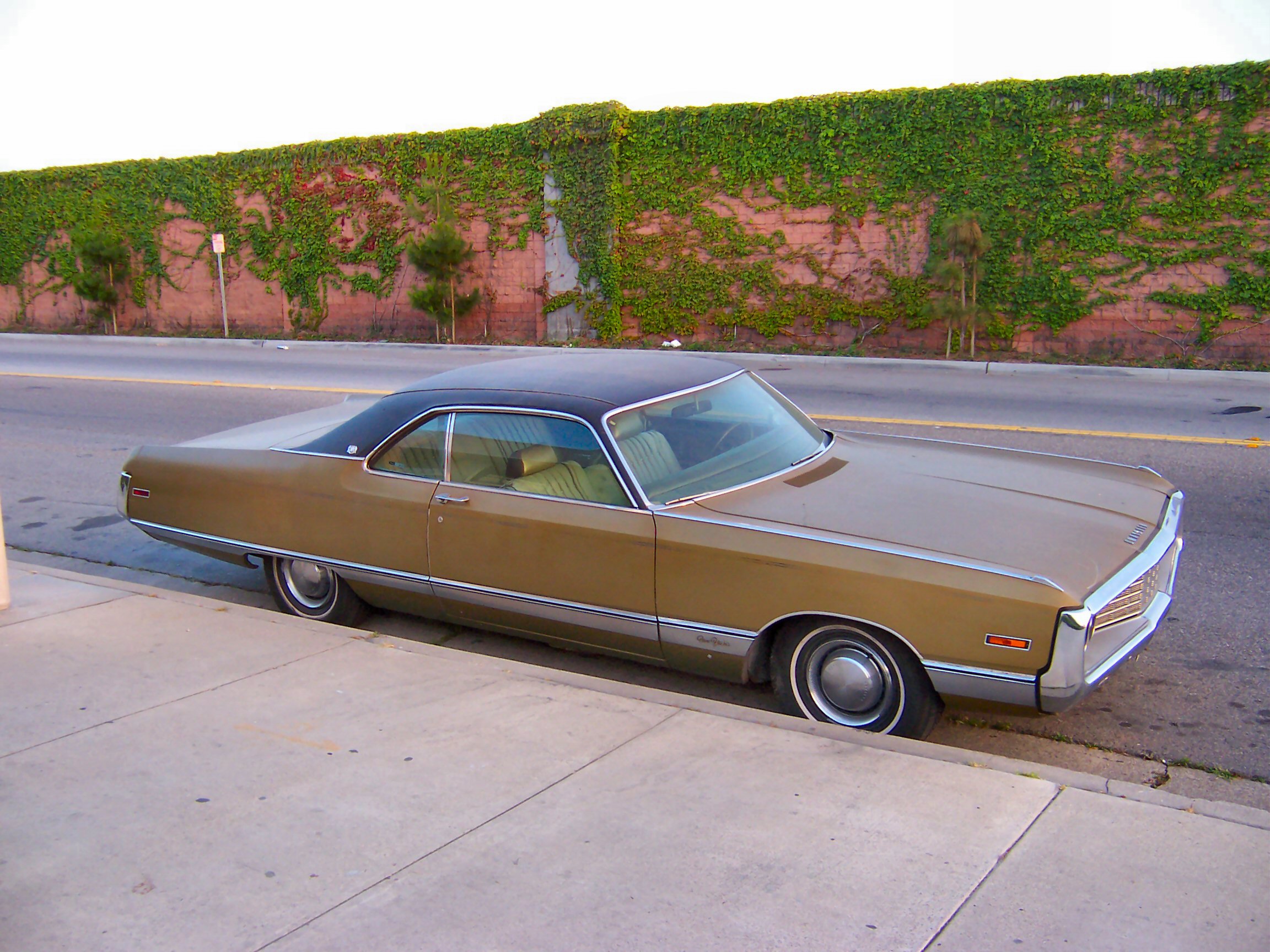Chrysler New Yorker 1971