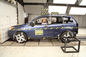 NHTSA NCAP #08313: 2014 Subaru Forester 2.5i Premium