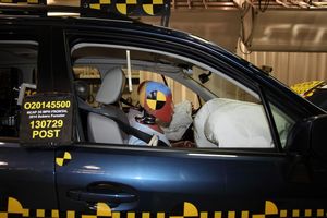 NHTSA NCAP #08313: 2014 Subaru Forester 2.5i Premium