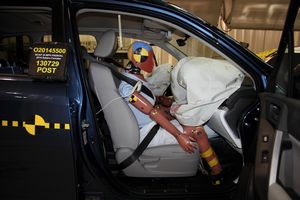 NHTSA NCAP #08313: 2014 Subaru Forester 2.5i Premium