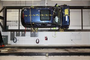 NHTSA NCAP #08313: 2014 Subaru Forester 2.5i Premium