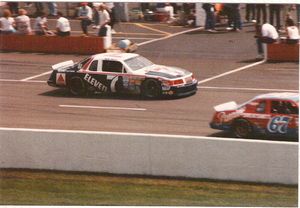 1986 Kyle Petty Car at the 1986 Champion Spark Plug 400