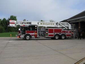 Wheaton Fire Department Pierce Ladder Truck T-417