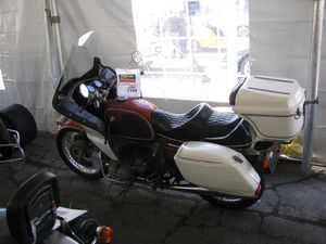 1975 BMW R900 w/Vetter Windjammer III Fairing