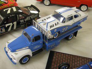 Fireball Roberts Ford Model Car