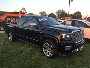 2017 GMC Sierra Denali 1500 4WD Crew Cab in Onyx Black