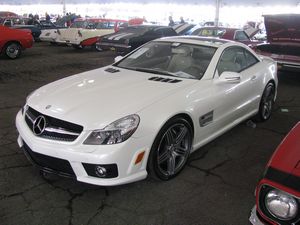 2011 Mercedes-Benz SL63 AMG