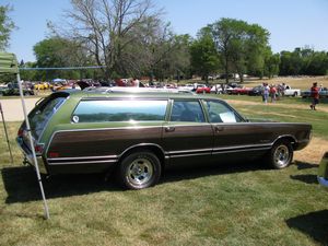 1971 Plymouth Sport Suburban