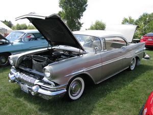 1957 Pontiac Star Chief