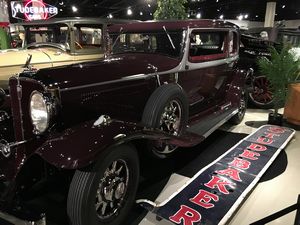 Studebaker 1933 Speedway President