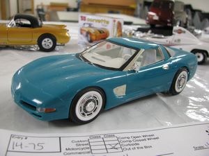 50's Style 2004 Chevrolet Corvette Model Car