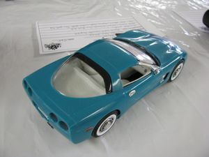 50's Style 2004 Chevrolet Corvette Model Car