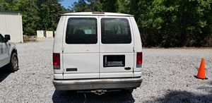 2002 Ford Motor Co Econoline Wagon