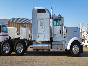 1985 Kenworth W900