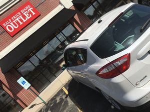 2013 Ford C-Max Hybrid SEL in Pearl White