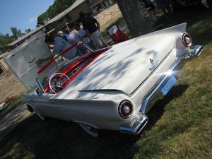 1957 Ford Thunderbird