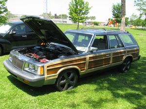 1986 Chrysler Town & Country