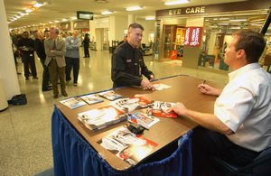 Mike Wallace Visits Pentagon