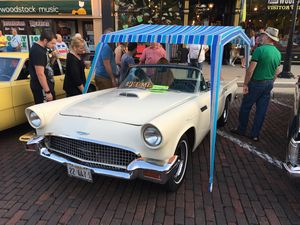 1957 Ford Thunderbird